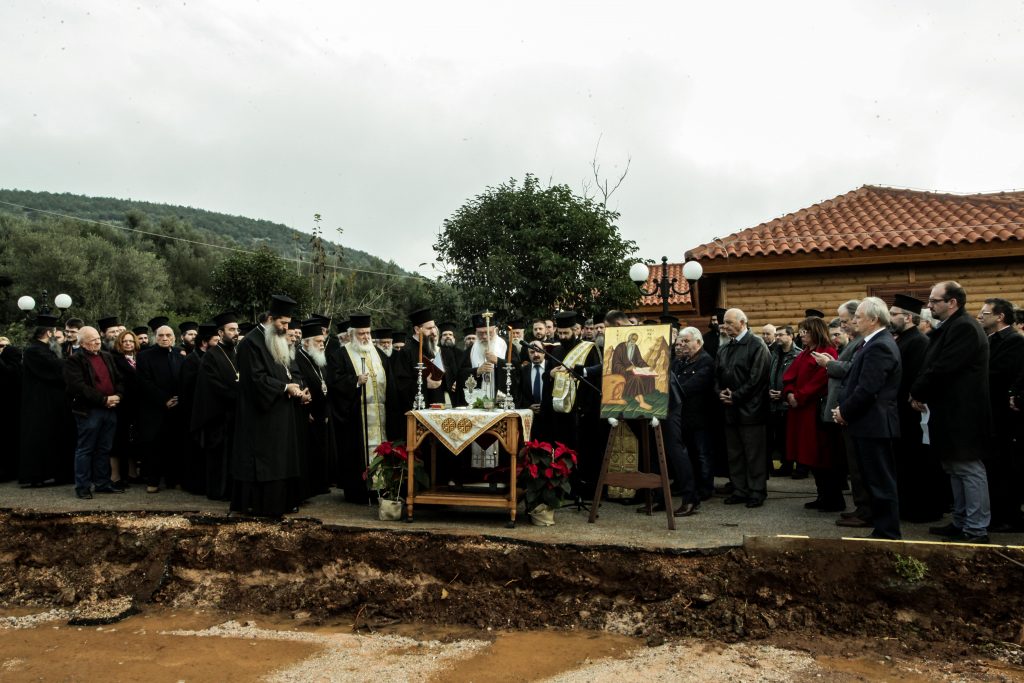 В Аттике заложен новый храм