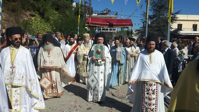 Храм святого Иоанна Русского в Нео Прокопионе отметил золотой юбилей