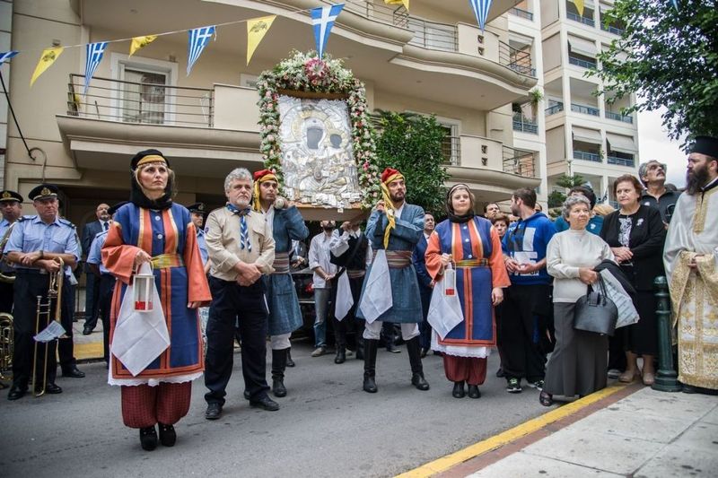 Праздник чудотворной иконы Вурлиотисса в Афинах