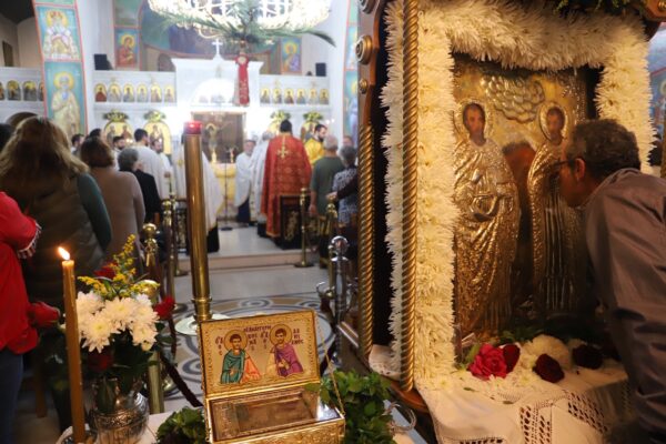Праздник святых бессребреников Космы и Дамиана в Афинах