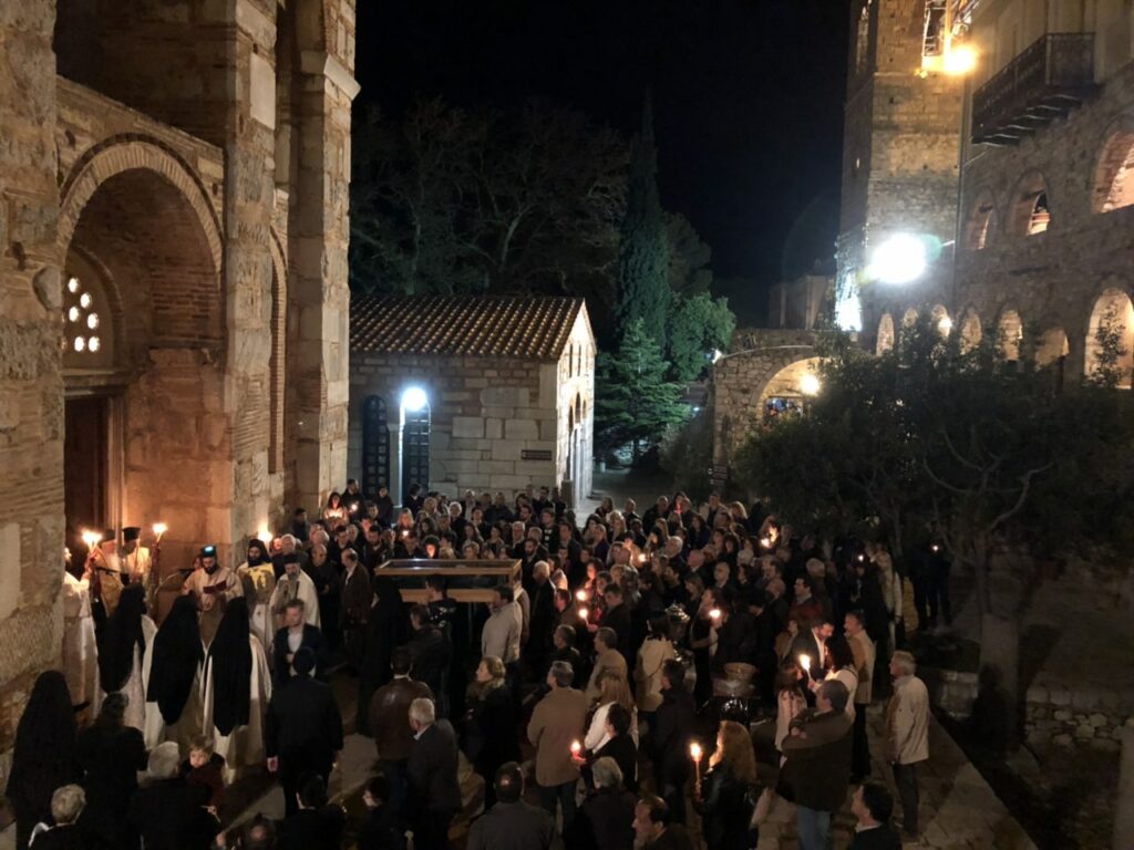 Праздник в монастыре Осиос Лукас