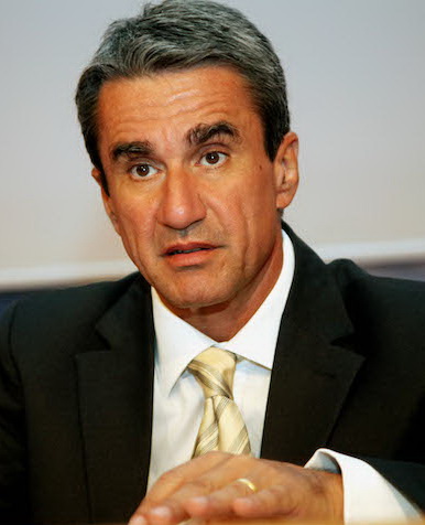 Андреас Ловердос, Министр образования Греции